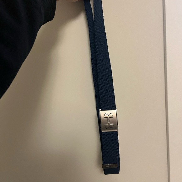 Under Armour Belt - Picture 2 of 2